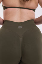 Short Olive Scrunch - Soleil du Sud