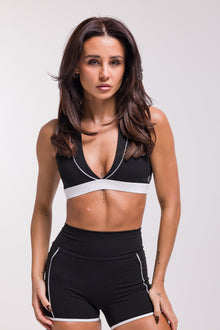 Brassière Noire Triangle à Rayures – Soleil du Sud