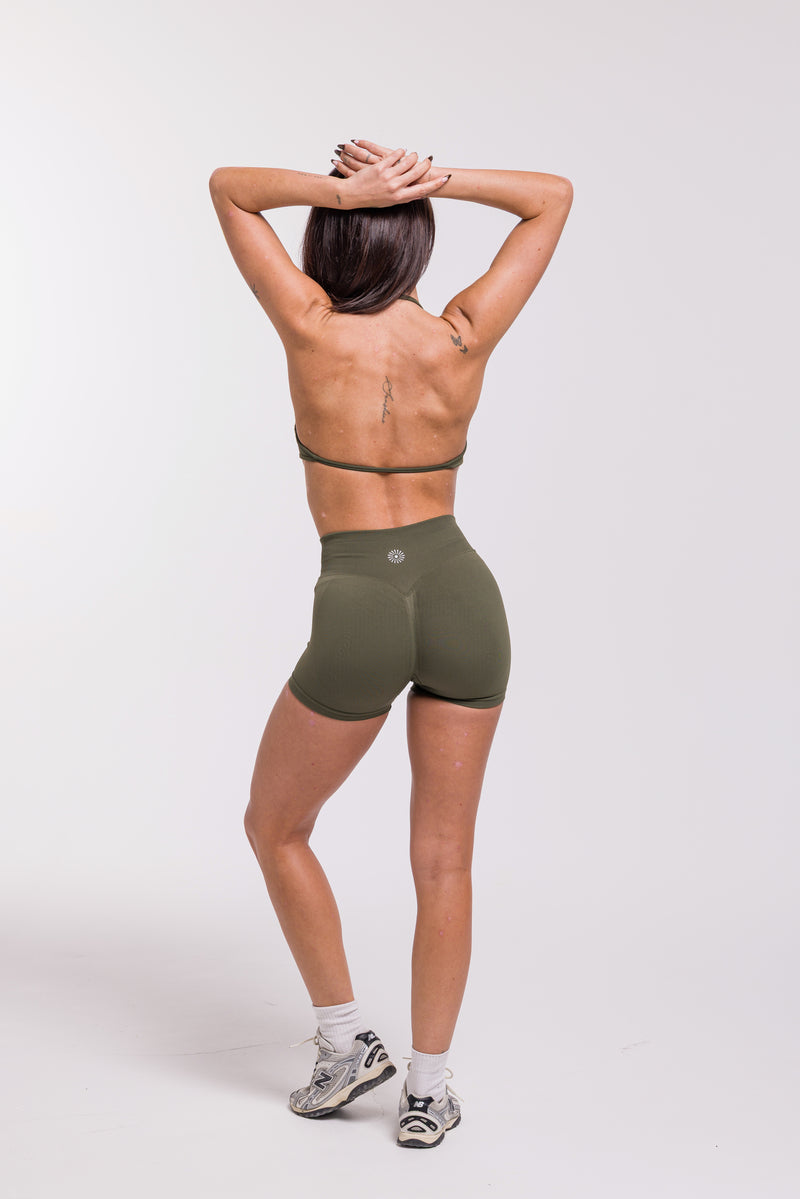 Short Olive Scrunch - Soleil du Sud